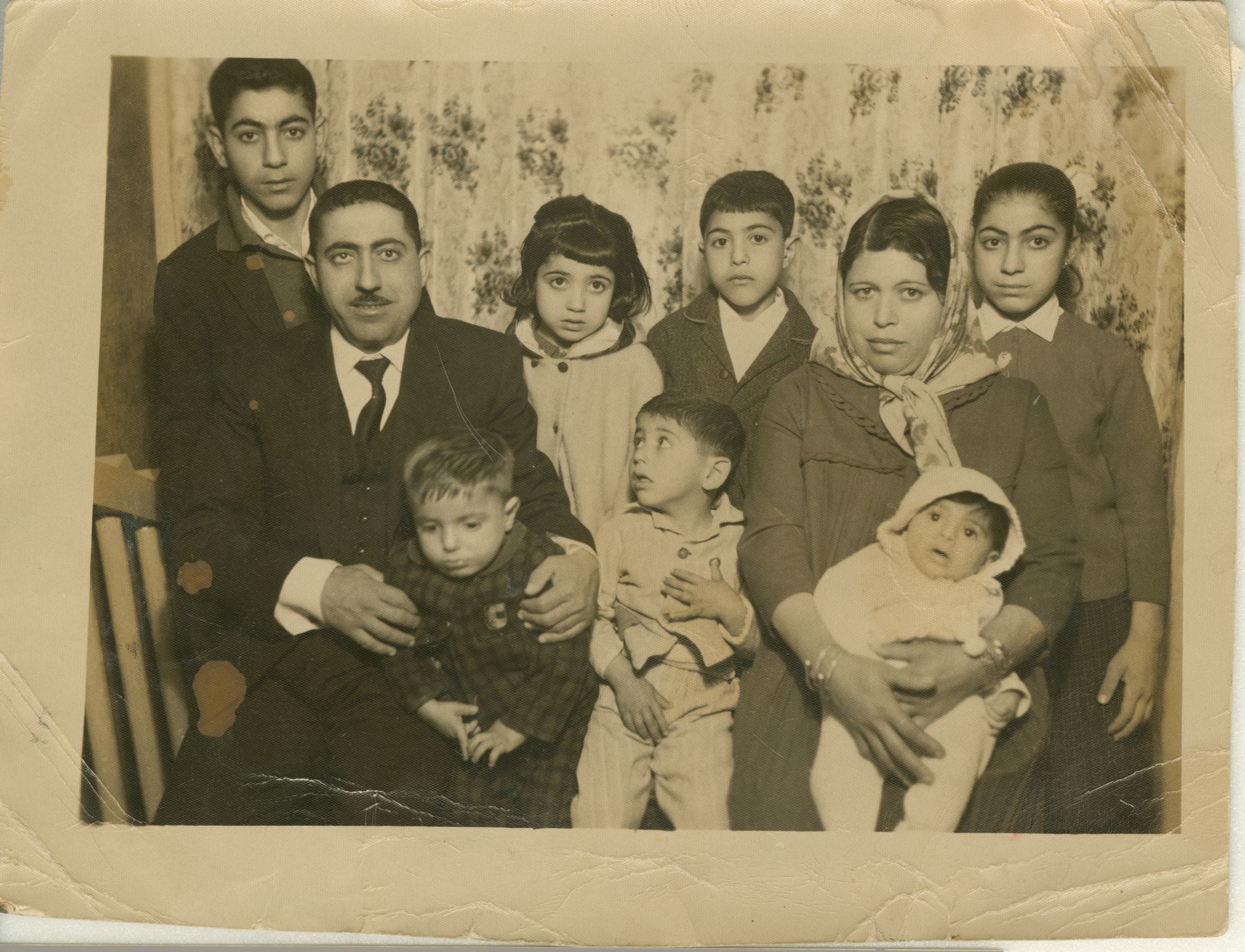 A Palestinian family living in Kuwait, 1965